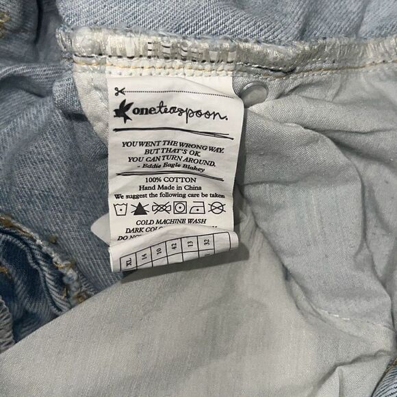 One x One Teaspoon Lonely Boys Light Wash Distressed Denim Jeans Relaxed Sz 27 - Picture 9 of 10